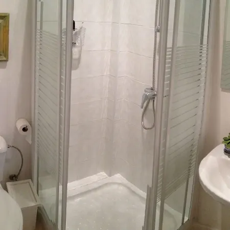 Geranios Couette-café 3*