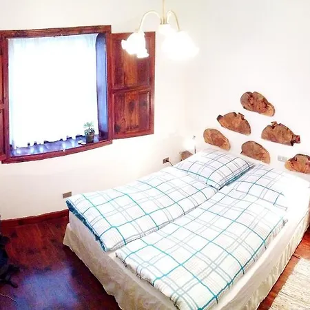 Bed and breakfast Geranios 3*