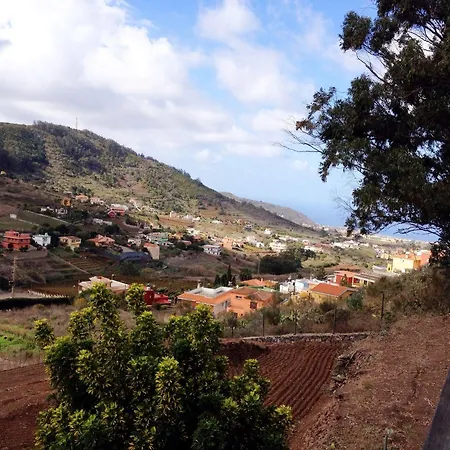 Bed and breakfast Geranios 3*
