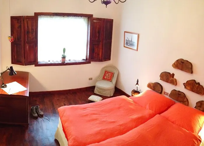 Bed and breakfast Geranios 3*
